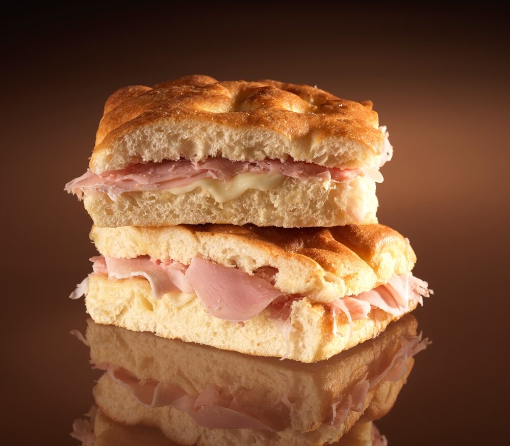 TRANCIO DI FOCACCIA FARCITA