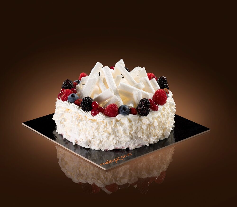 MERINGATA <br> AI FRUTTI DI BOSCO